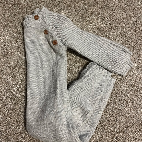 Look at all photos! Splendid 6  items Baby Boy Clothing Bundle - Picture 3 of 3